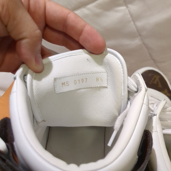 Louis Vuitton Rivoli sneaker boot. - Picture 4 of 9